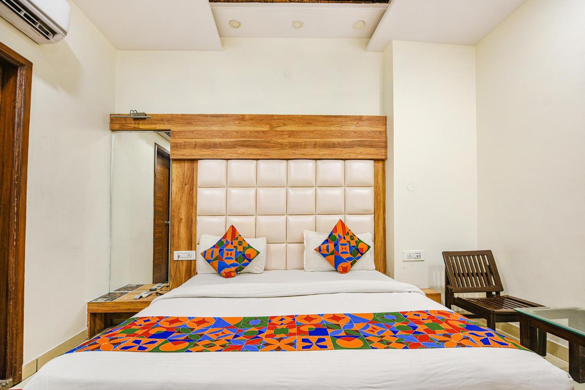 Fabhotel Savera Park Amritsar Exterior photo